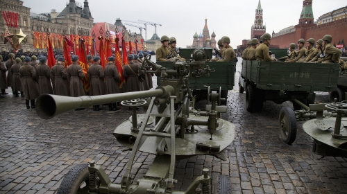 Parada na Crvenom trgu u Moskvi / Foto: AP