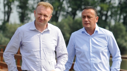 Naprednjaci bi  da razbiju tandem:  Đilas i Antić