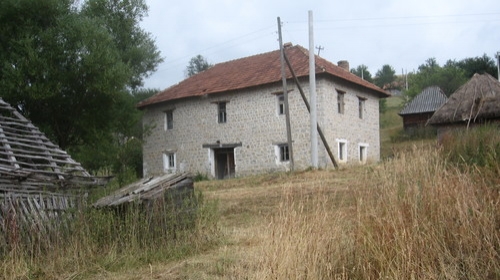 Crkva u Tutinu