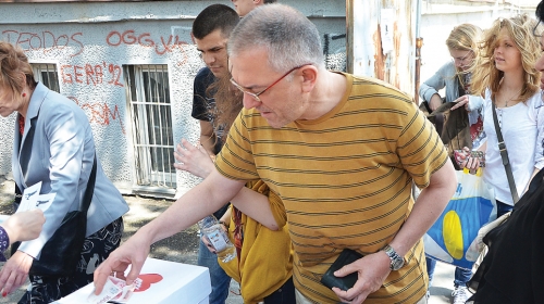 Bodrio sa tribina: Dejan Cukić