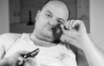 Muškarac Daljinac
