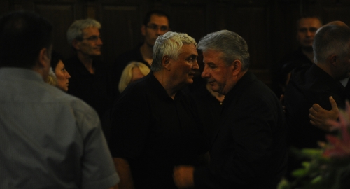 Veljović izjavljuje saučešće Tijaninom dedi | Foto: M. Dudvarski