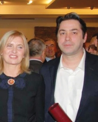 Podrška sa vrha: Tomislav  Nikolić sa suprugom i Rastkom Jankovićem