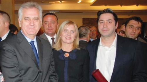Podrška sa vrha: Tomislav  Nikolić sa suprugom i Rastkom Jankovićem