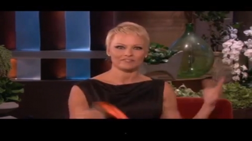 Pamela Anderson bez kose