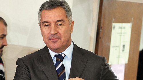 Uželeo se  Beograda:  Đukanović