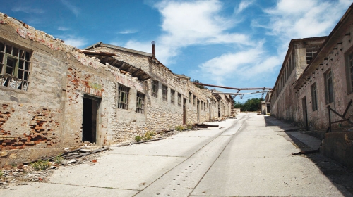 Sramna istorija  Jugoslavije: Goli otok