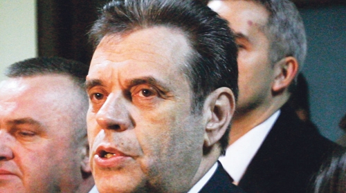 DSS je za političku neutralnost: Koštunica