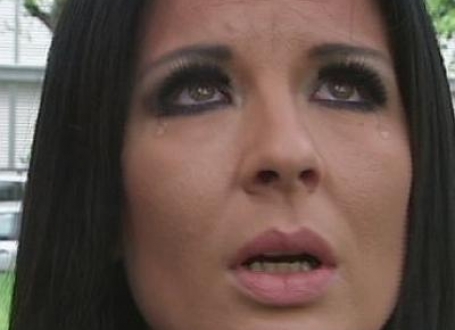 Maja Marijana u suzama