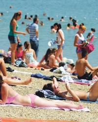 Ne kupajte se na Adi Ciganliji van obeležene zone, ne preplivavajte  je i zaboravite noćno banjanje