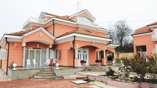 Država platila kuću i zemljište Radoslava  Savatijevića Keneta neverovatna tri miliona umesto realnih 500.000 evra