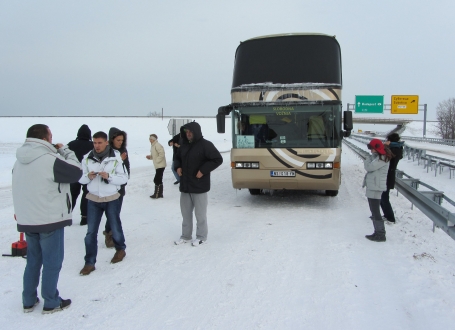 Zavejani u autobusu