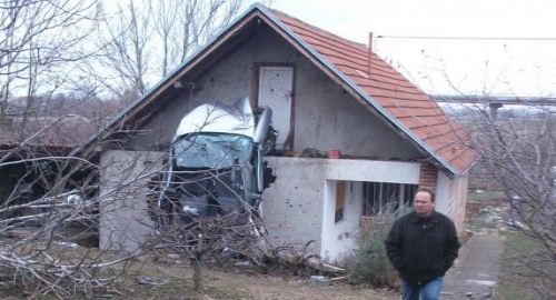 Jedan čovek poginuo, troje povređeno u udesu...