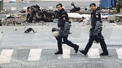 Od automobila bombe „ostali samo dugmići“!