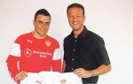Osmesi na promociji: Kostić i Bobić
