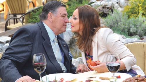 „Pazi,  snimaju“: Mrkonjić  i Bekuta