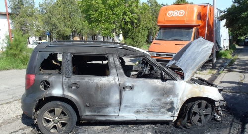 Zapaljen automobil