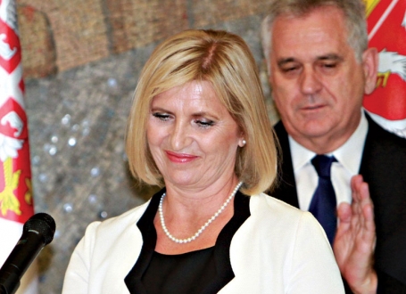Ko je ovde predsednik?: Dragica i  Tomislav  Nikolić