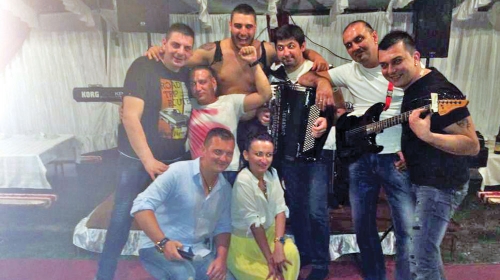 Svi su pevali i svirali  za njegovu dušu