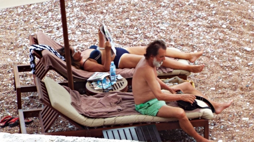 Bez mnogo priče,  samo odmaranje