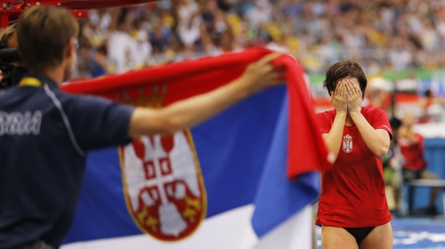 Suze za bronzu koja sija kao zlato