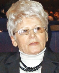 Majka Zorana Đinđića pokazuje prstom na Tadića