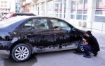 prašnjavi automobili