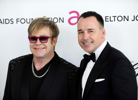 Hoće još jednu bebu - Elton Džon i Dejvid Furniš