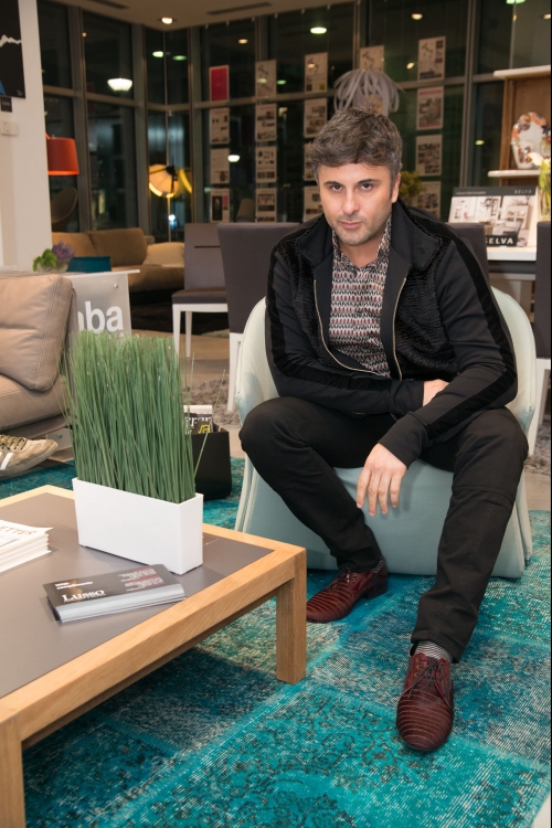 Bata Spasojević traži novu scenografiju