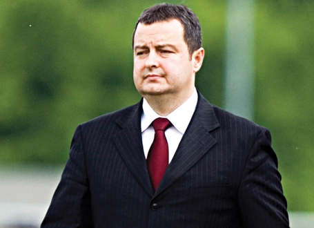 Da li će pogaziti reč?: Ivica Dačić