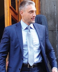 Premijer razmenio mišljenja sa liderom opozicione partije