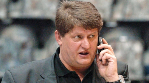 Gluvi telefoni:  Roman Lisac