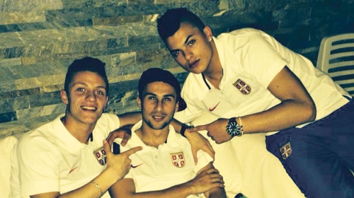 Milan Gajić (u sredini) sa  drugovima iz reprezentacije