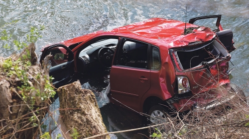 Automobilom sleteli u Ibar