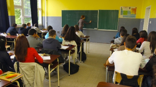 Ministarstvo prosvete  negiralo je juče tvrdnje  sindikalaca