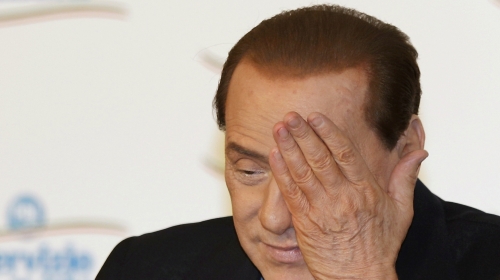 Dogorelo do prstiju: Silvio Berluskoni