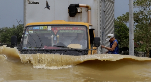 Poplava posle tajfuna na Filipinima / Foto: AP | Foto: 