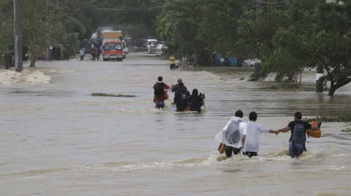 Poplava posle tajfuna na Filipinima / Foto: AP