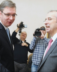 Nastavak  saradnje: Vučić  i Devenport