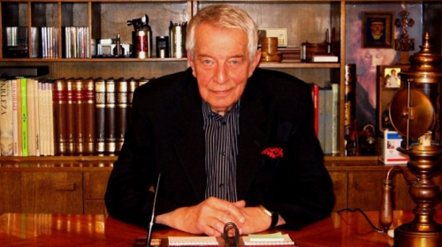 Mića Orlović