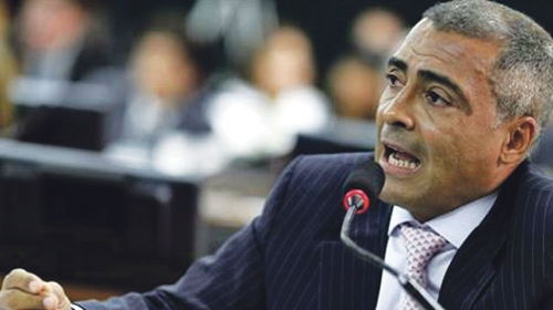 Pljunuo na  predsednika FIFA:  Romario