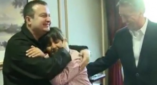 Emotivan susret premijera i porodice Nastić