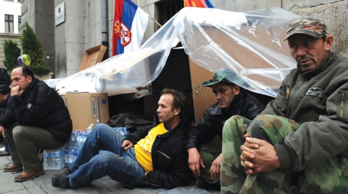 Veterani su  godinama  bezuspešno tražili  isplate od  Vlade Srbije