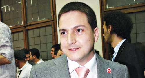 “Svako ko ima frustracije neka kritikuje i konstatuje”: Branko Ružić