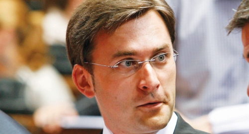 „Nema veze, nisam  ti ni poneo poklone“:  Nikola Selaković