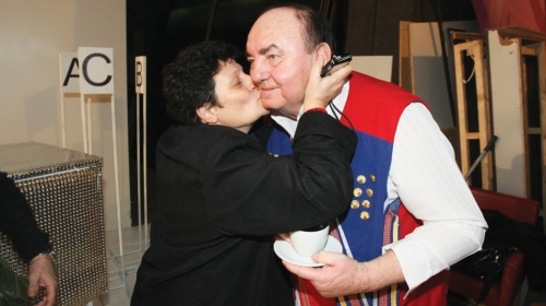 Ljubav cveta:  Rada i Bora