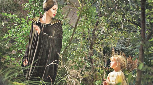 Anđa je  zla veštica, a Vivijen je princeza