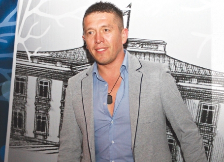 Danijel nije stidljiv,  a ako Jovana bude htela, nije isključeno  da vidimo seks pred kamerama Ćemo