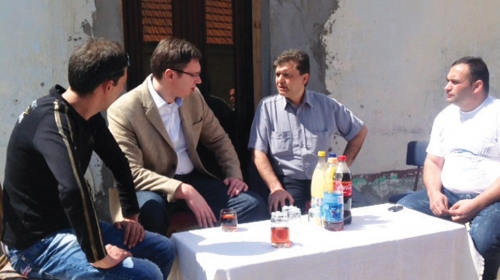 Aleksandar Vučić  sa ocem Ljubice  Adamić