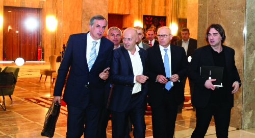 tižu u goste kod Vučića: Gobeljić, Kostić, Beko i Mitrović